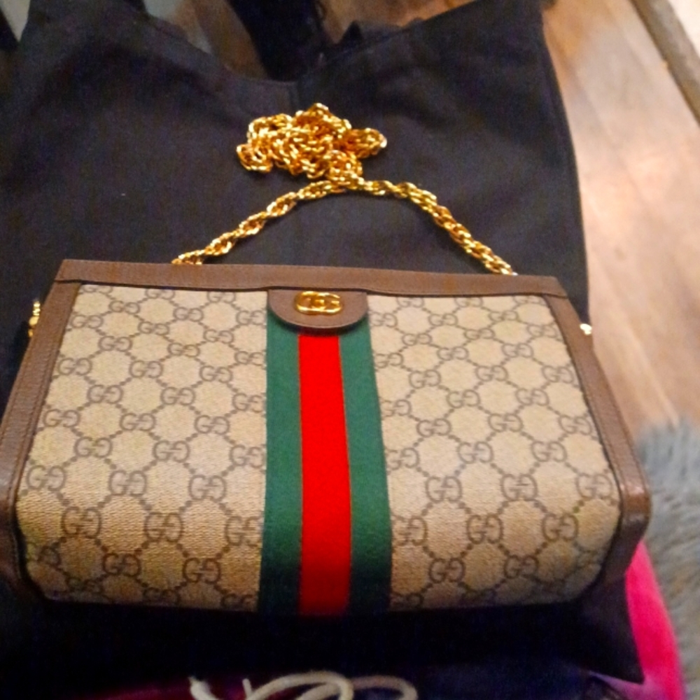 Gucci bags gold chain authentic